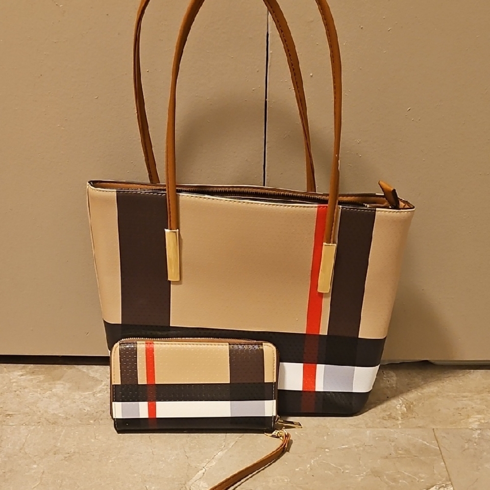 Stylish Tan and Black Tote Bag with Wallet